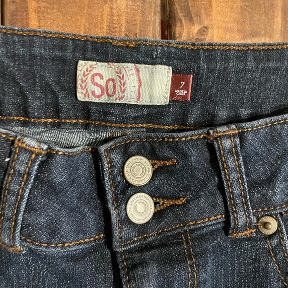 So dark wash Jean shorts | new condition | - Picture 2 of 6